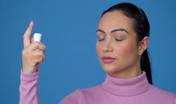 How-to-Optase-Comfort-Spray-Thumbnail